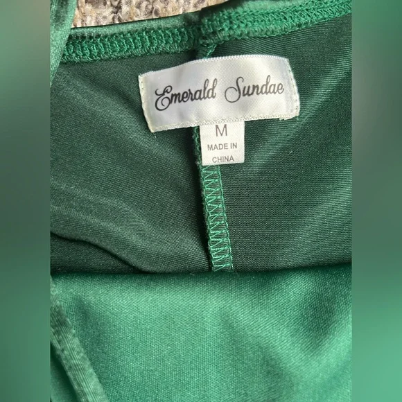 5/$25 Emerald Sundae gorgeous Bodycon mini dress with faux wrap size medium - Picture 6 of 8